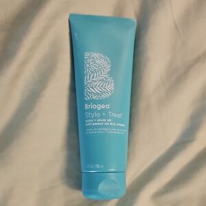 Briogeo Style + Treat Blue Cream